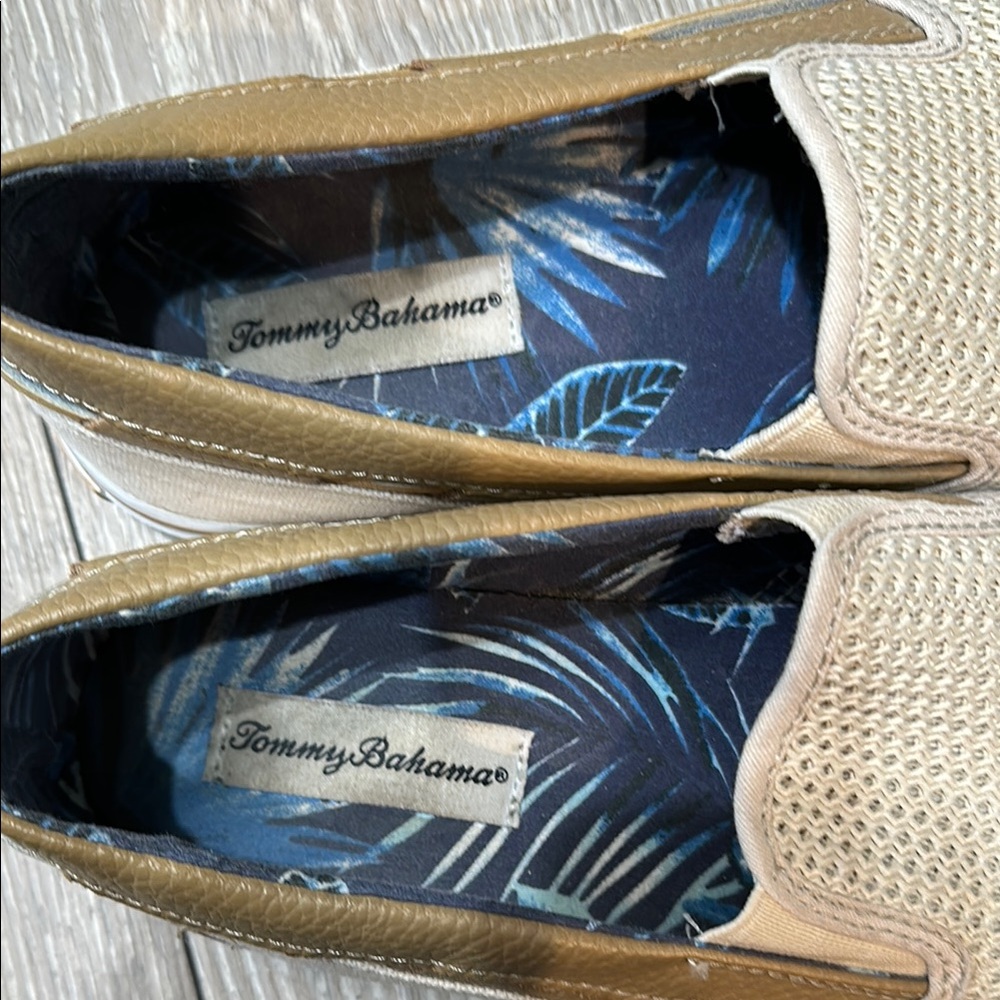 Tommy Bahama Cream Loafers Breathable Slip-Ons - Picture 5 of 7